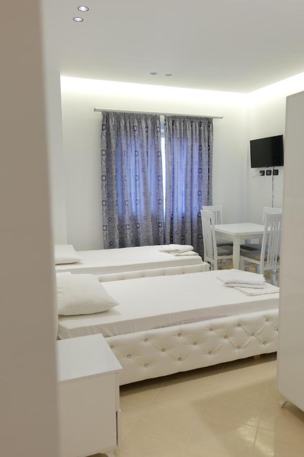 Dior Hotel 3*
